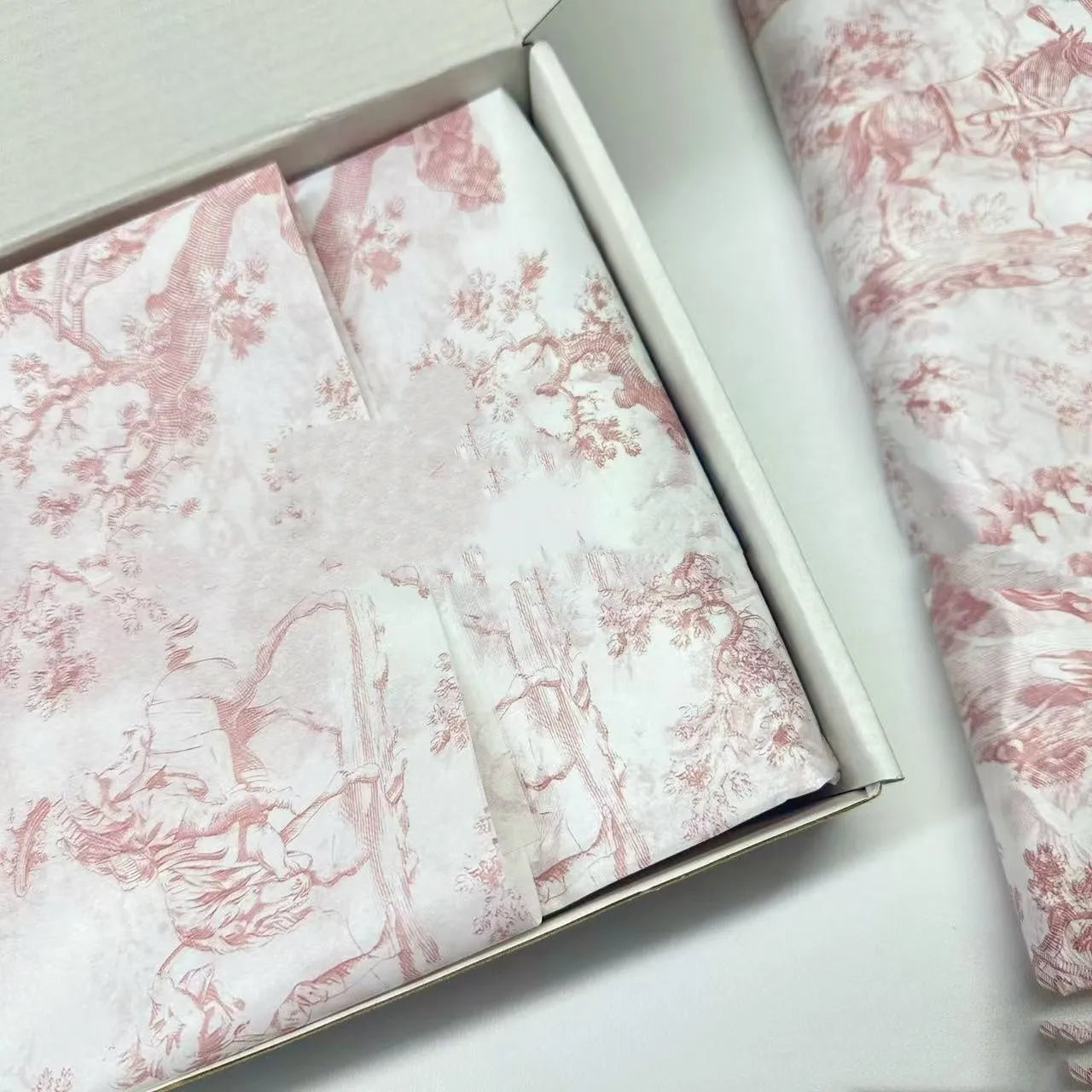 Large French MG tissue paper sheet with retro design in pink purple colour, 50 cm by 70 cm size.