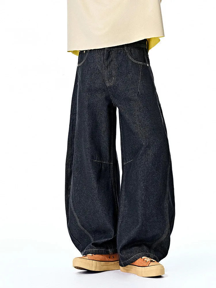 Men's wide leg denim trousers in original cow colour with American fashion styling