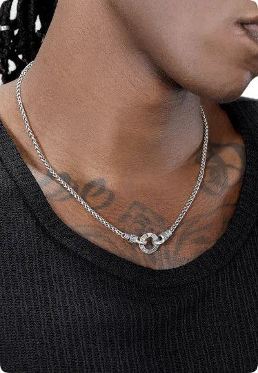 Delicate S925 sterling silver clavicle necklace with a small pendant on a fine chain.