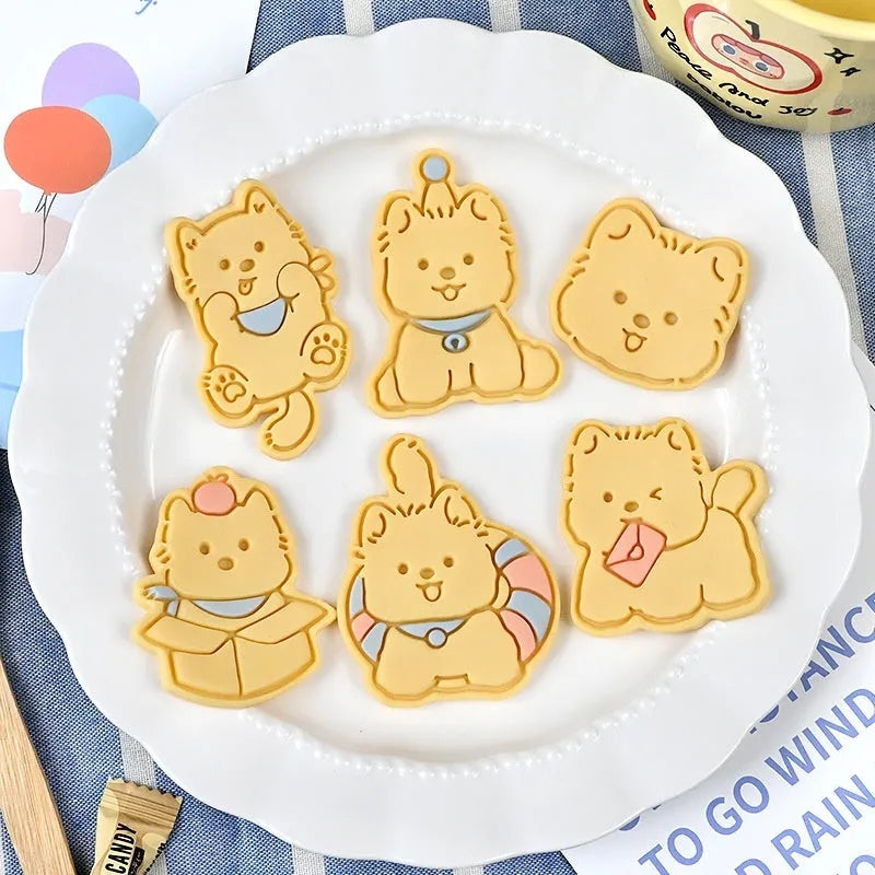 Three dimensional plastic puppy cartoon biscuit mould for baking biscuits and cookies