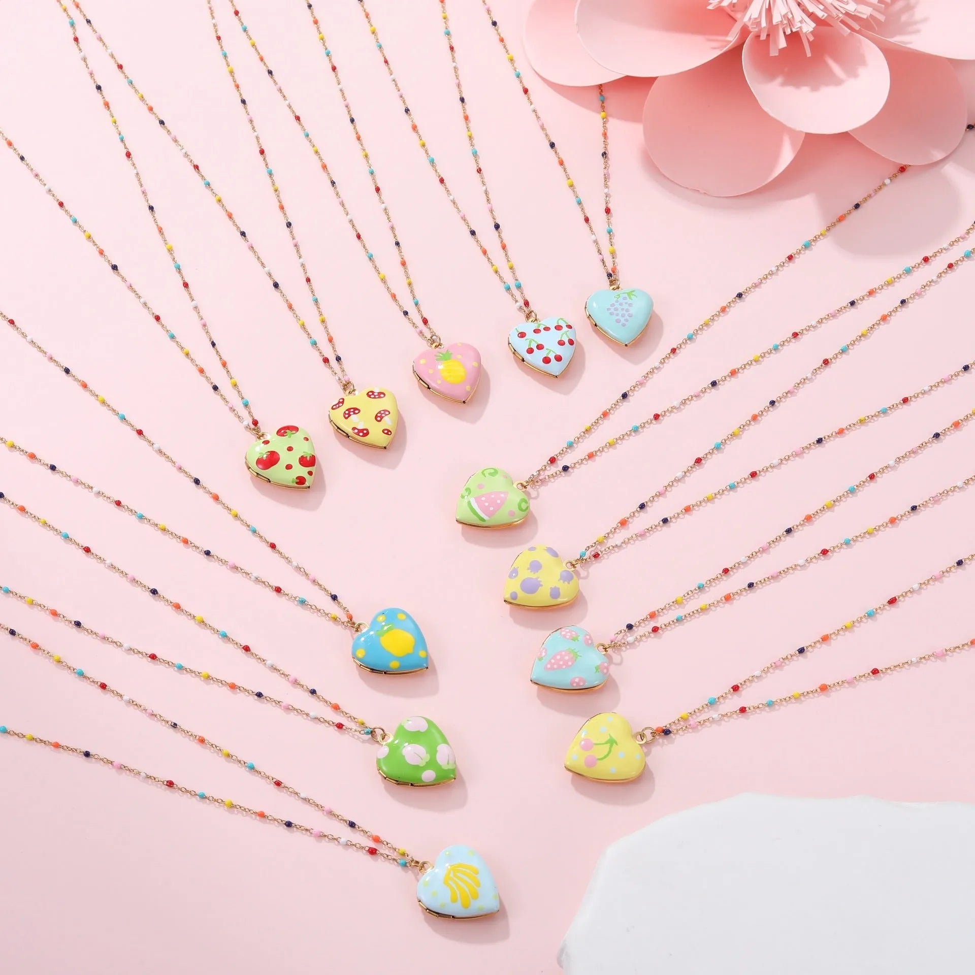 Gold-plated stainless steel necklace with heart-shaped fruit pendant in adjustable 41-50cm length