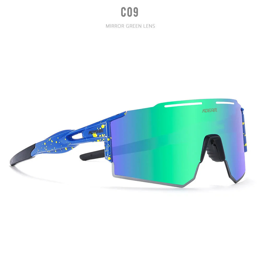 Polarised cycling sunglasses with frameless ultralight TR90 frames in a sporty style.