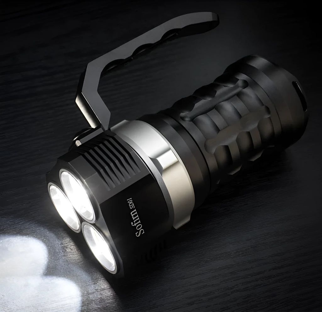 Aluminium alloy diving torch with 350 lumen brightness for outdoor and marine use
