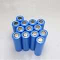 Cylindrical 18650 lithium ion rechargeable battery cell with 3.7V 2600mAh specifications