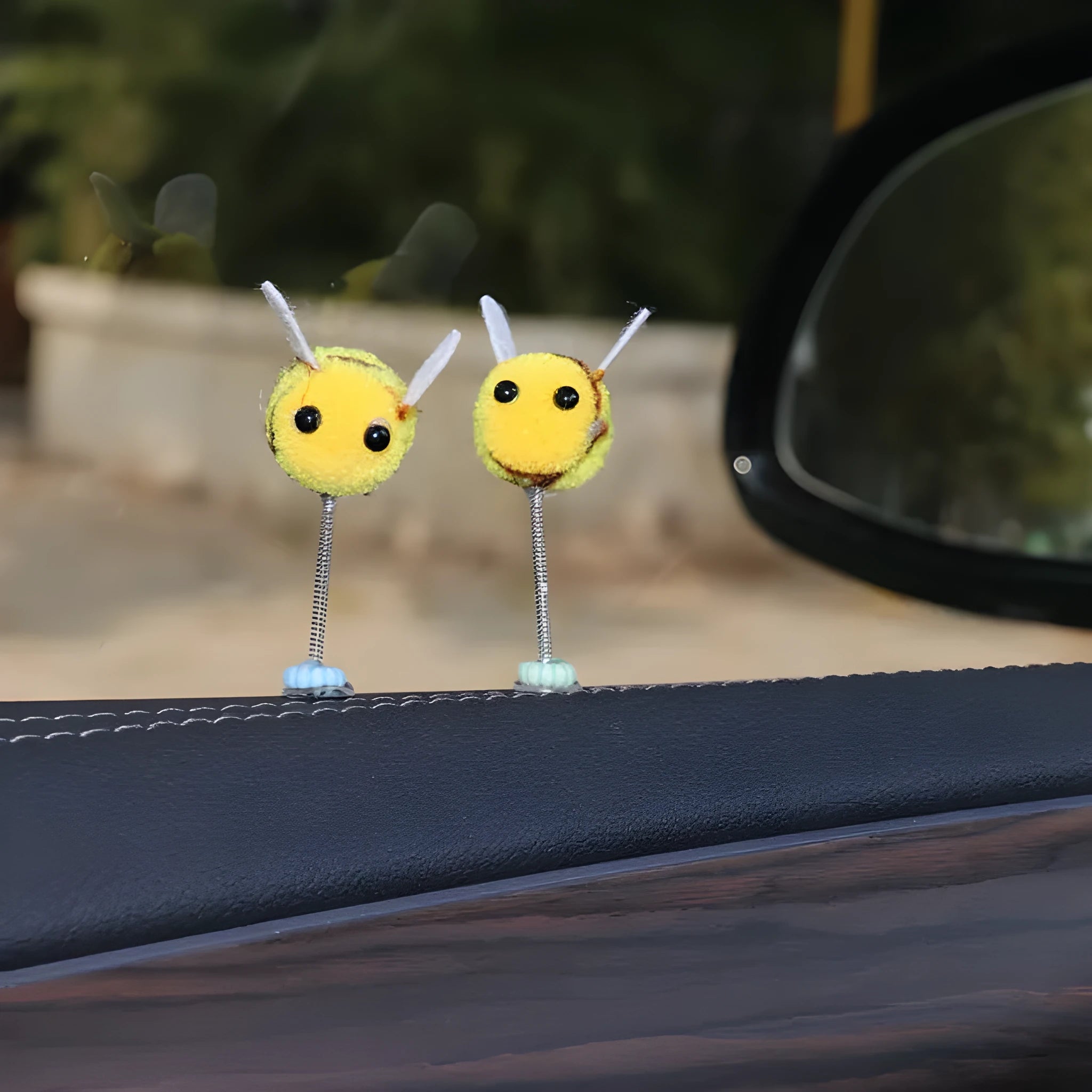 Cartoon bee car decoration with fur ball material and swing spring, 3cm size