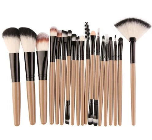 18-piece makeup brush set showing various brush types including fan-shaped brushes for contouring