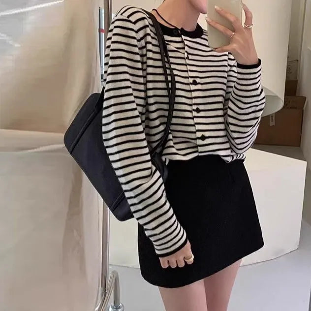 Women's dark grey and white striped cardigan with slim fit and 40cm length