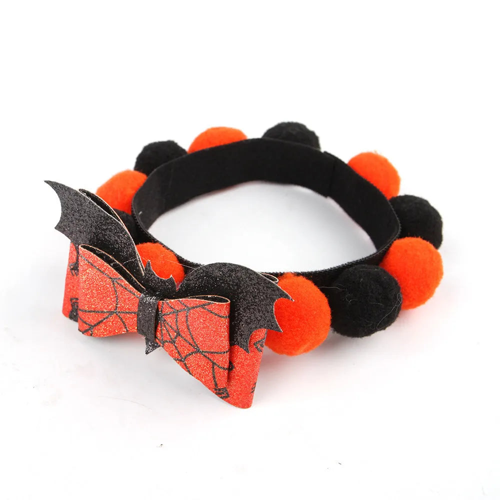 Halloween pet collar with fur ball decoration in six design variations for dogs and cats