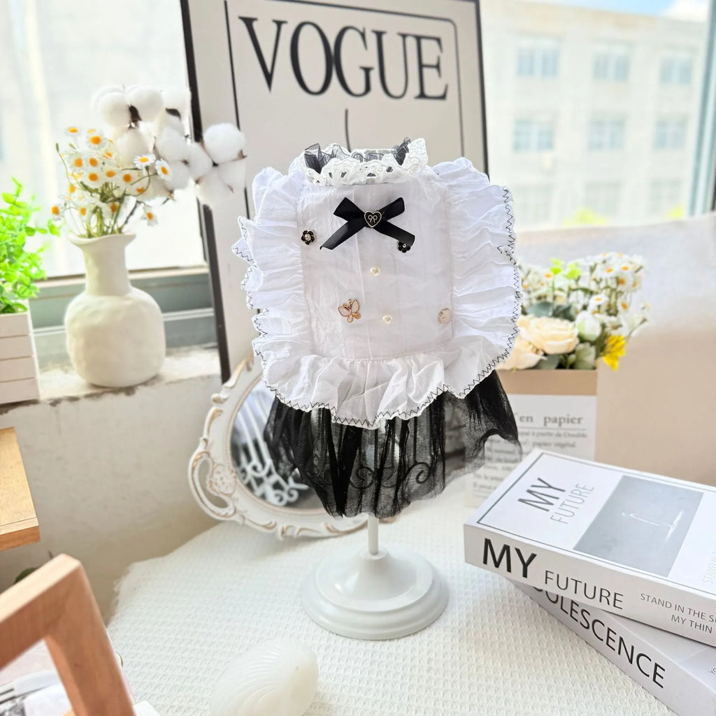 White polyester waltz gauze skirt for small dogs in princess style.