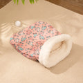 Cat sleeping bag nest measuring 50x40cm with flannel lining and removable cover
