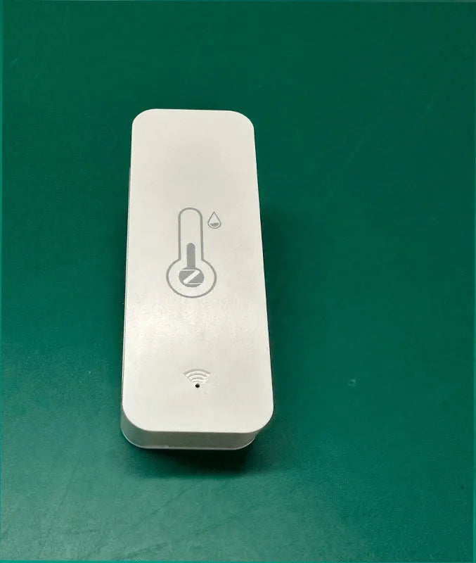 WiFi Zigbee temperature humidity sensor in compact ABS plastic housing measuring 72x25x20mm
