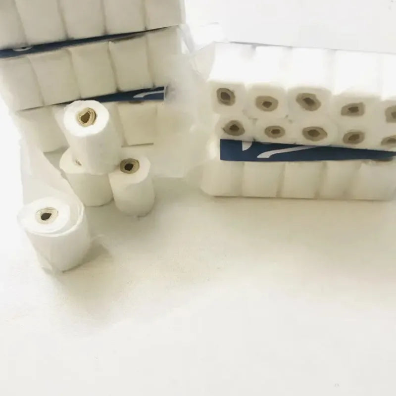 Simulated paper tissue roll model measuring 30x15x80mm for children's pretend play