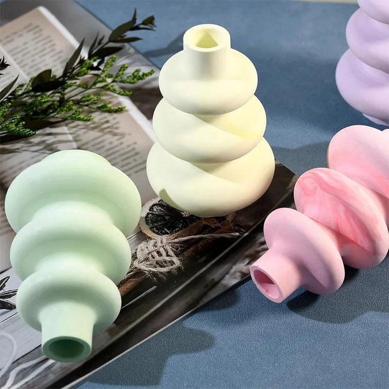 Three-layer circle vase silicone baking mould in modern simple style