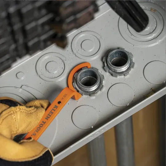 Three wrench set showing orange crescent, grey magnetic suction and black catheter locking designs with H251 model marking