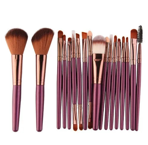 18-piece makeup brush set showing various brush types including fan-shaped brushes for contouring