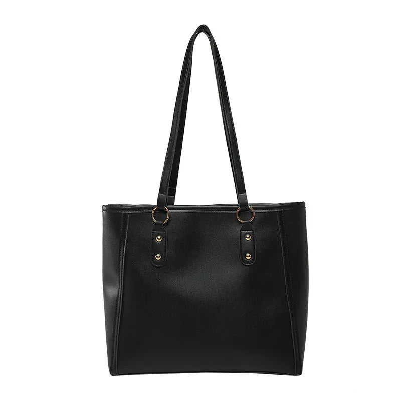 Korean style horizontal square shoulder underarm bag in PU material with a sandwich pocket.