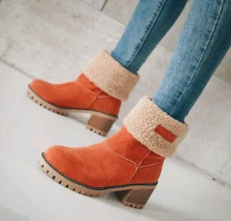 Women's mid-tube suede snow boots in green with a round toe and thick sole.