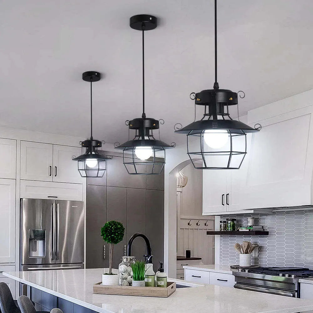 Iron retro single-head lantern droplight pendant lamp for restaurant or corridor.