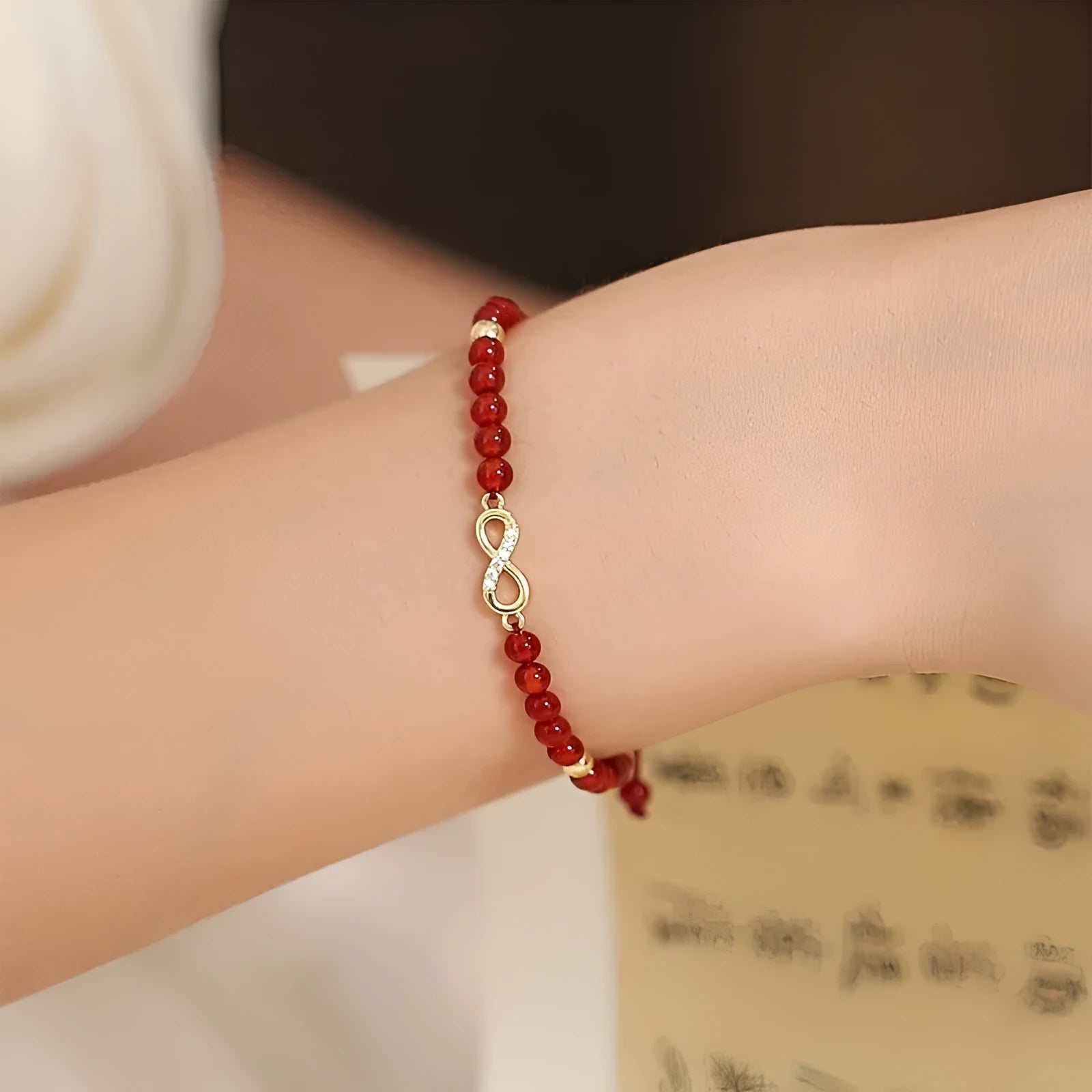 Hand-woven red agate beads bracelet with diamond-shaped beads in ethnic style