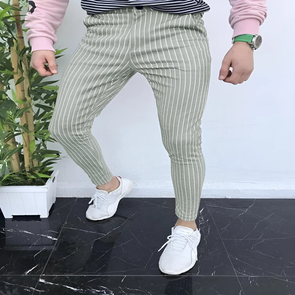 Men's slim-fit straight leg trousers with 3D printed plaid pattern in striped colour for autumn winter casual wear