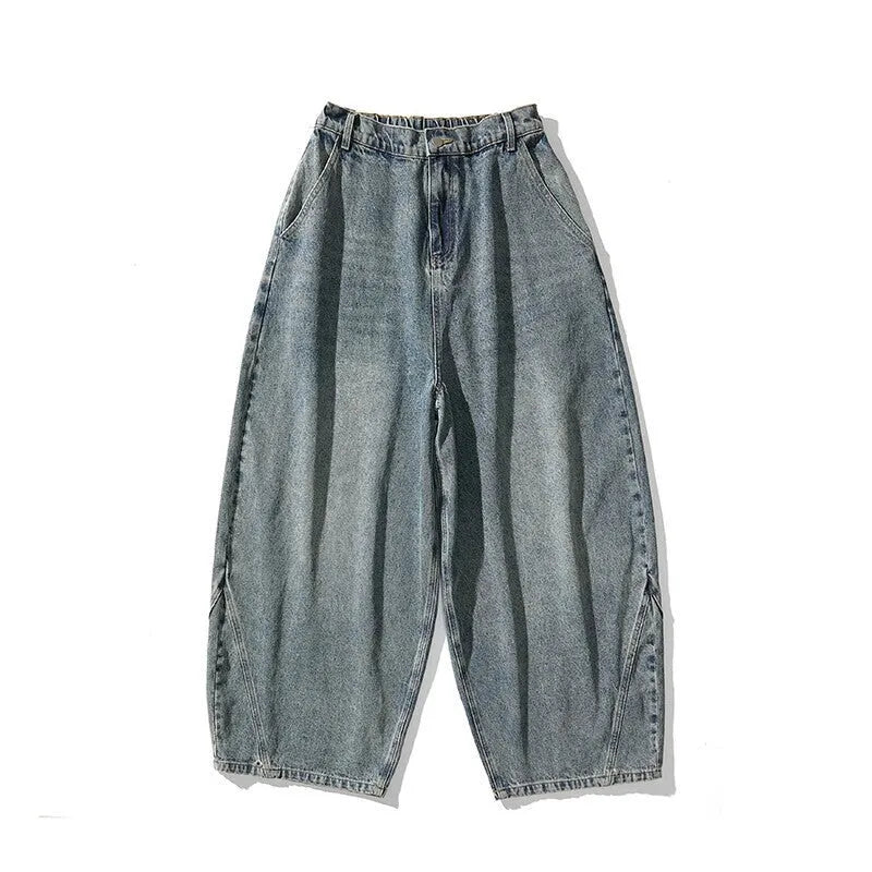 Men's plus size wide leg jeans in American casual style with straight leg opening