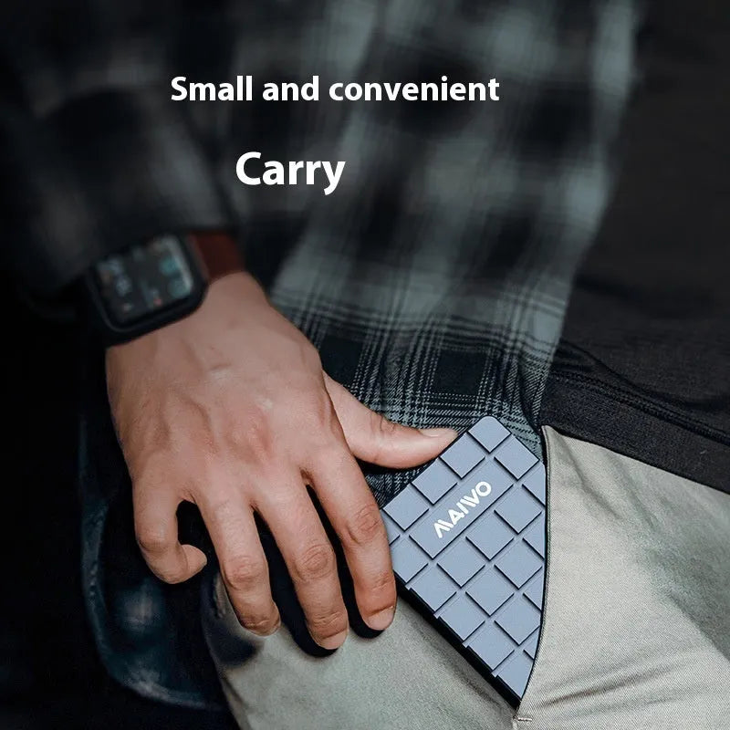 USB4 hard disk enclosure in aluminium alloy case showing compact 50mm wide design with USB4 port
