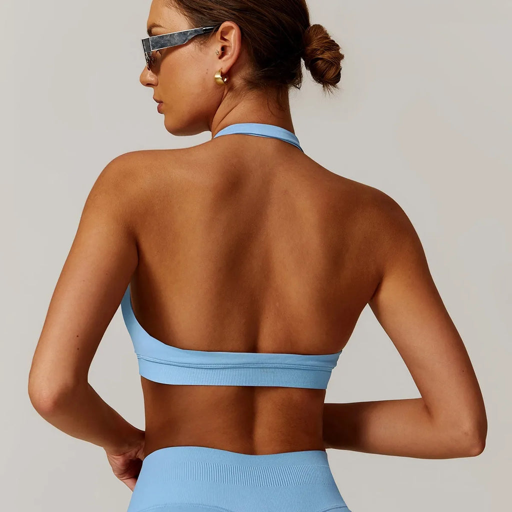 Women's halter neck yoga sports bra in nylon fabric with medium support