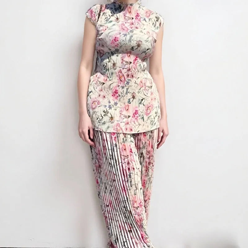 Women's printed chiffon dress with long sleeves and high waist styling
