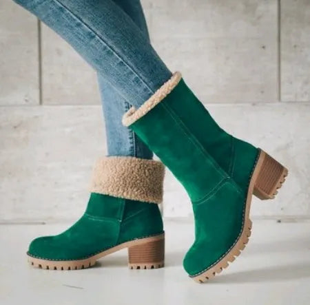 Women's mid-tube suede snow boots in green with a round toe and thick sole.