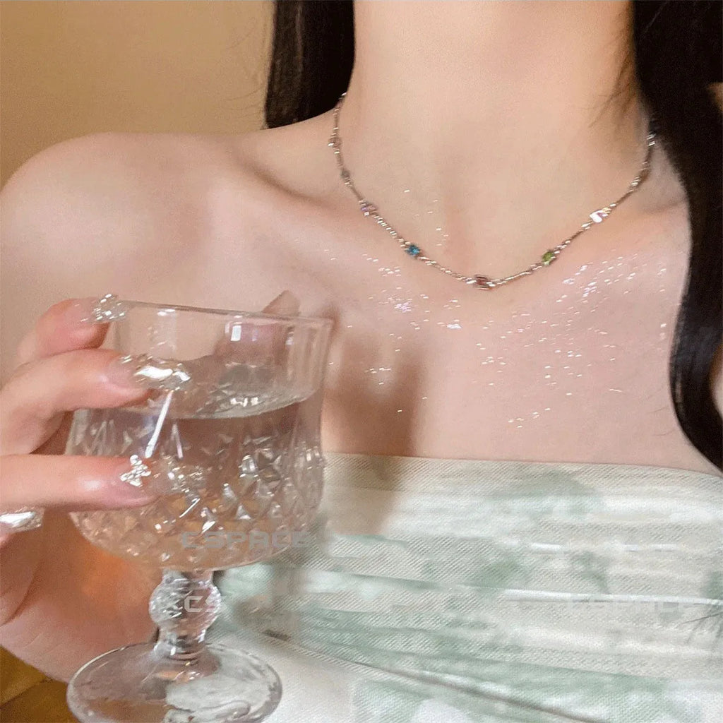 Square colour clavicle chain necklace with geometric artificial crystal pendant in gold tone