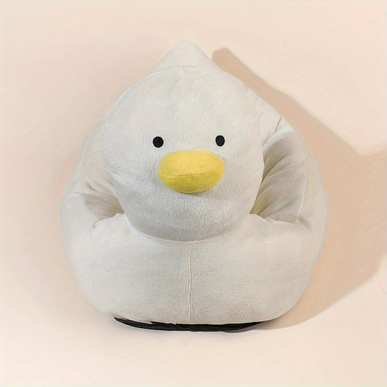 Duck-shaped fluffy pet bed for small dogs and cats in blue or white