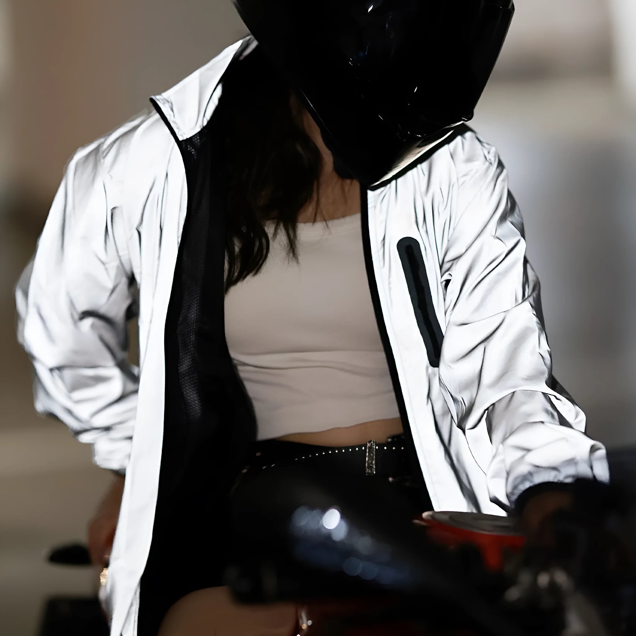 Silver waterproof polyester long sleeve coat showing windproof features and European sizing options
