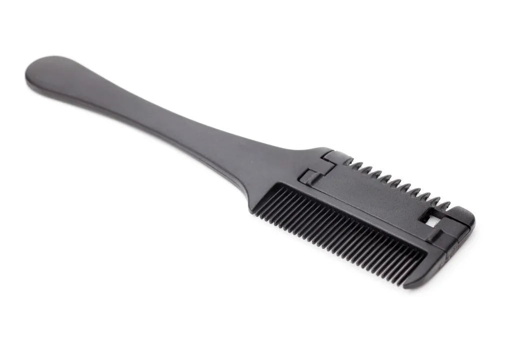 Silver aluminium pet razor comb with comb teeth and trimming blade for dog and cat grooming