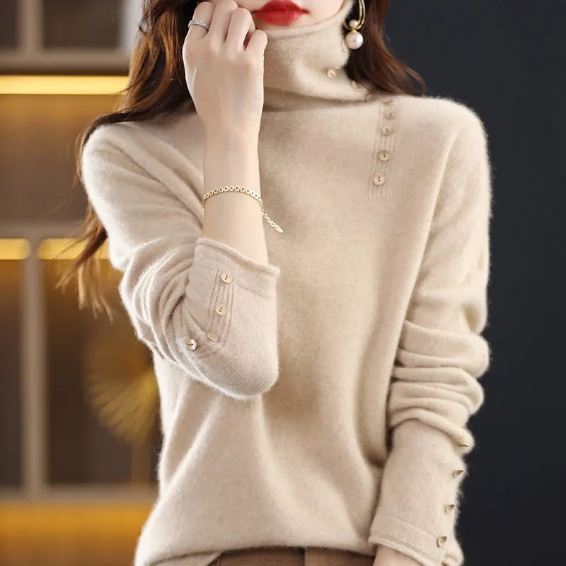 Women's knitted pullover shirt in slim fit with short 40cm length and 3D pattern detail