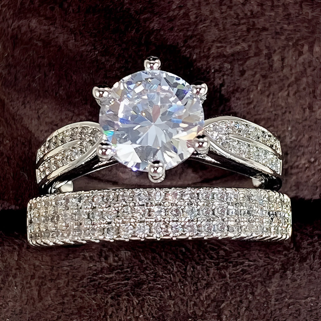 White gold colour alloy wedding ring bracelet with geometric round design