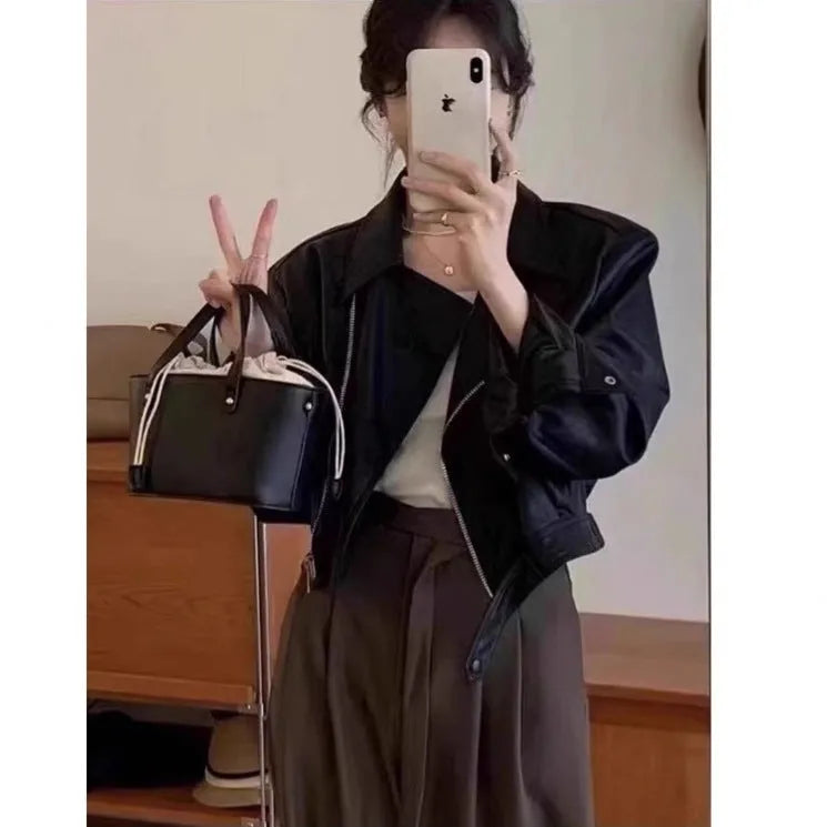 Women's brown retro slim-fit imitation leather coat with pockets and regular sleeves