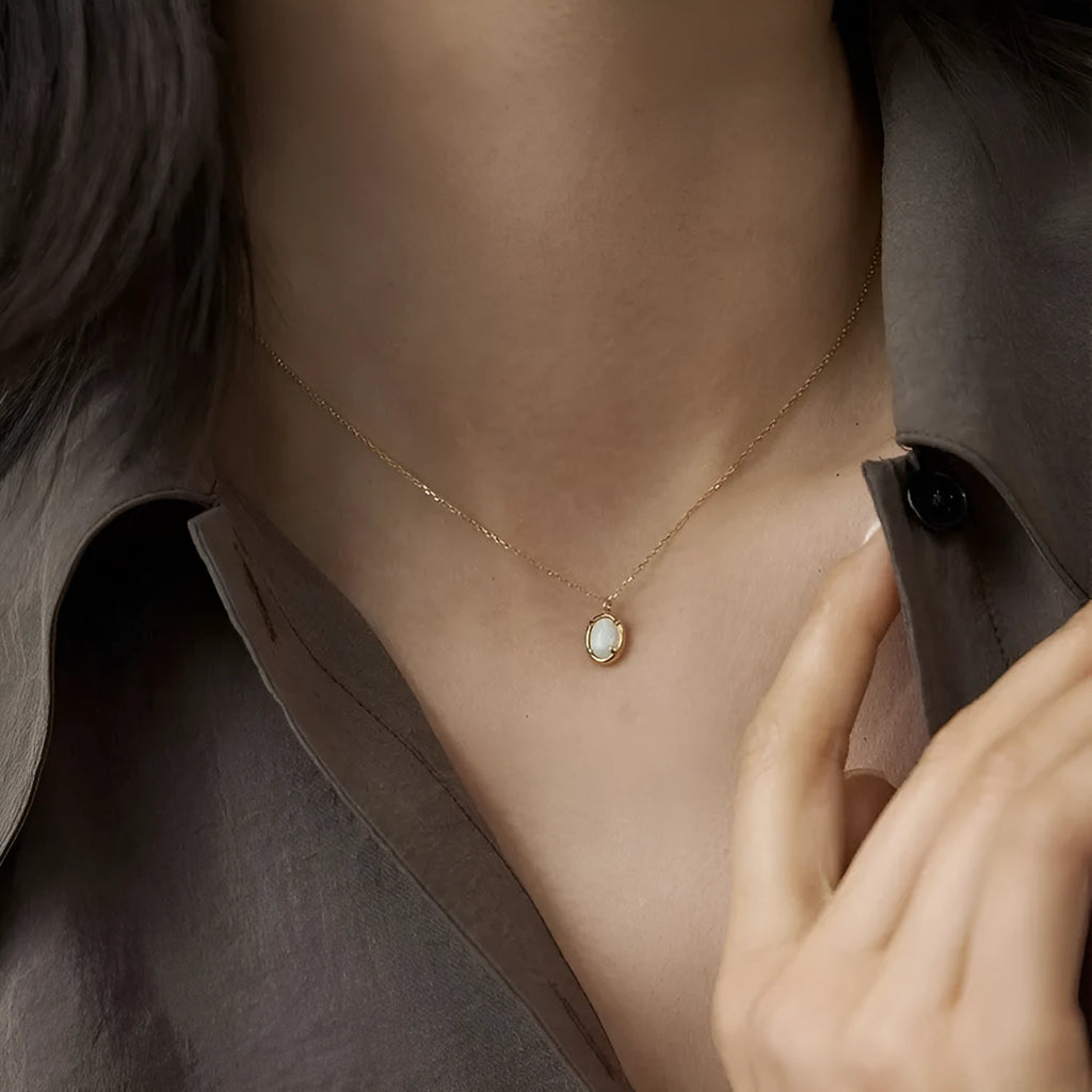 S925 silver pendant necklace with oval jelly opal gemstone in gold or white gold plating