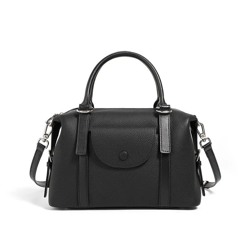 Genuine leather women's handbag with lock closure and single shoulder strap in street trend style