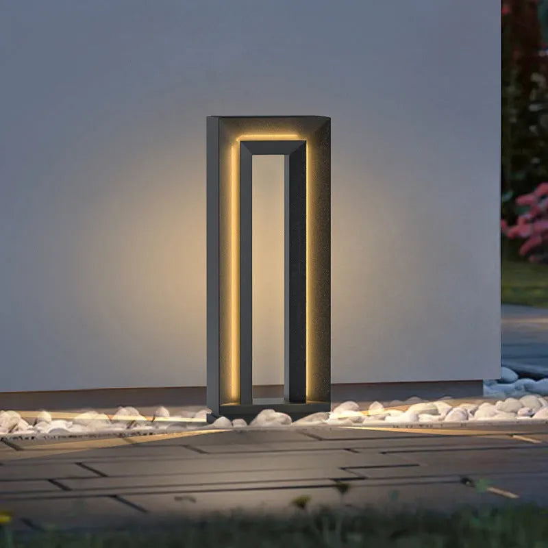 Square stainless steel outdoor garden lamp with geometric design and solar panel