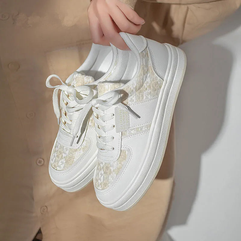 Beige plaid platform sports shoes with lace-up front and rubber soles