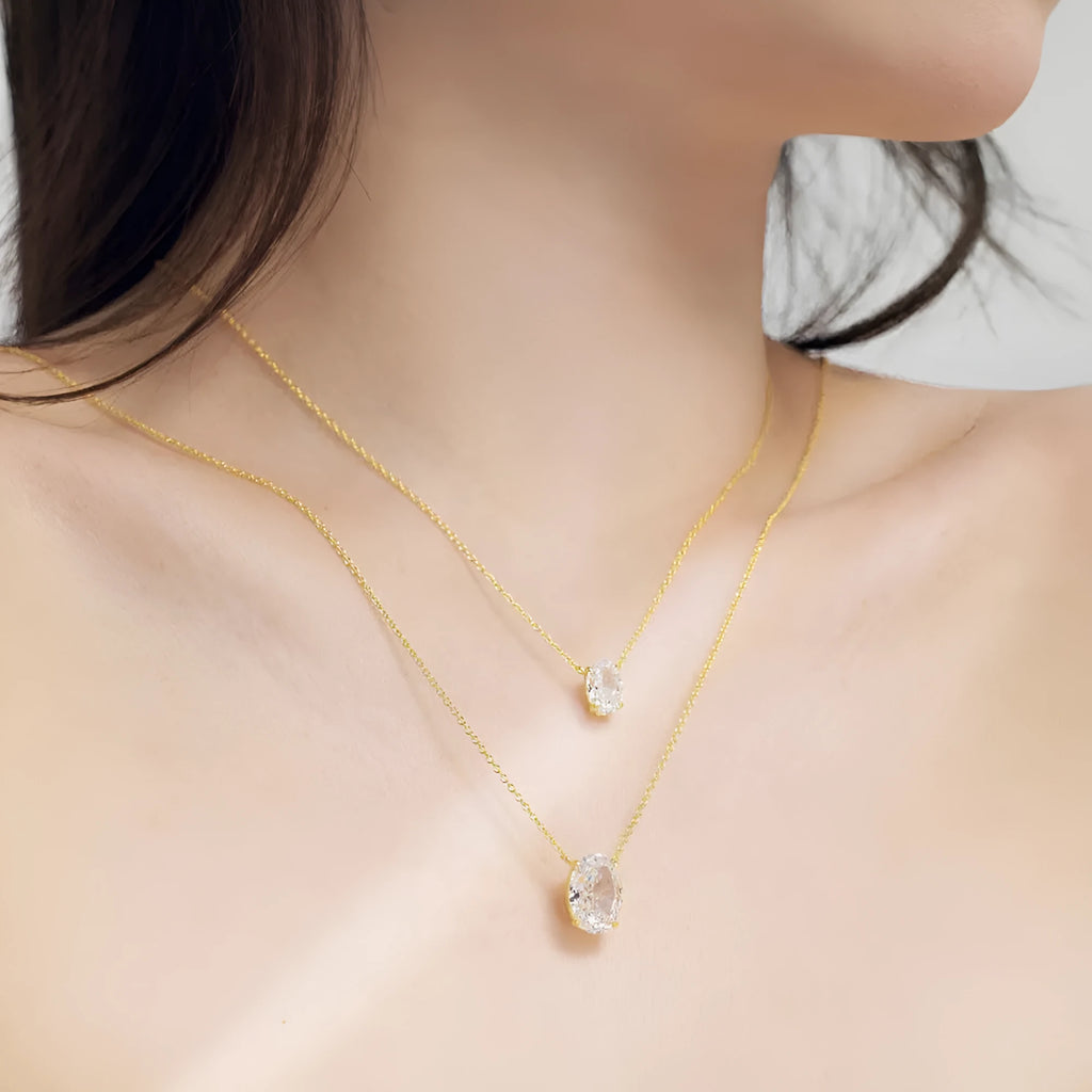 Women's 925 sterling silver necklace with geometric oval ice flower pendant in gold or platinum plating