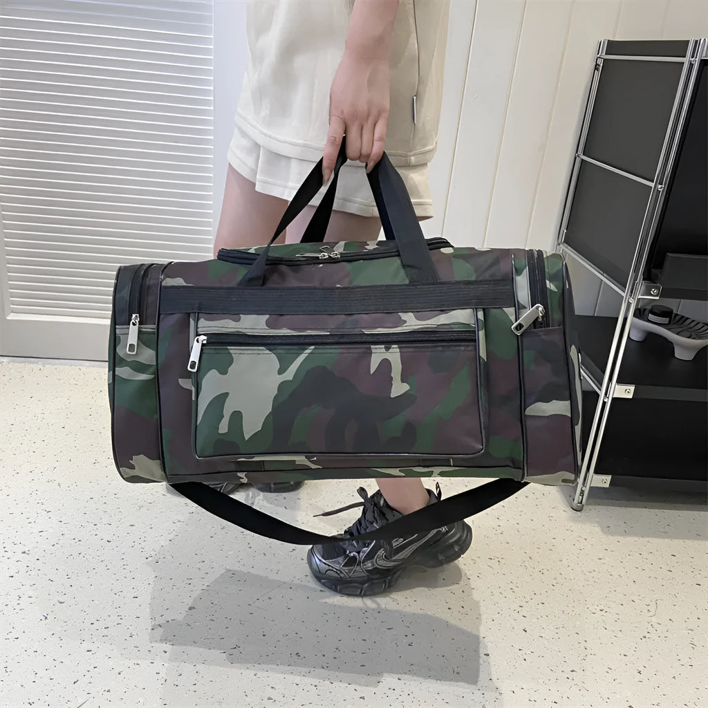 Camouflage pattern luggage bag with waterproof fabric and striped polyester lining