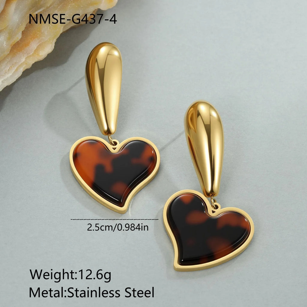 Women's stainless steel earrings with tortoiseshell resin hawksbill colour in heart-shaped or flower geometric designs