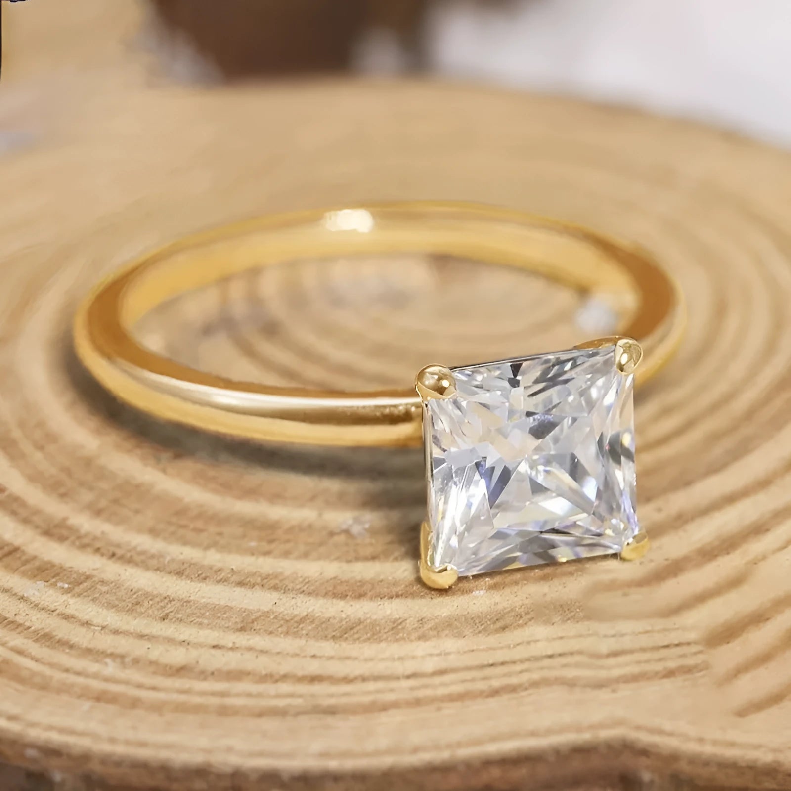 Polished geometric round ring for women in 925 silver, shown in gold, rose gold, and silver colour finishes.