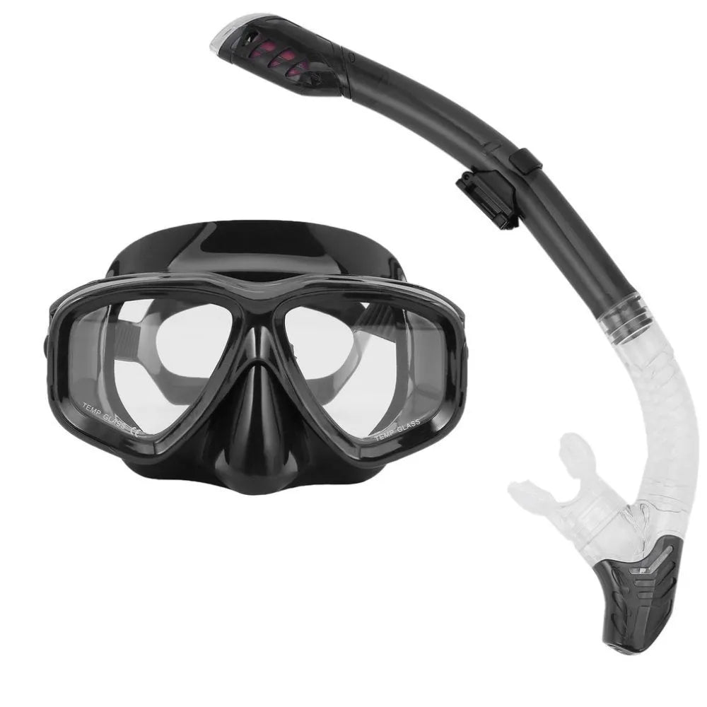 Black diving goggles with anti-fog lens, PC frame, adjustable buckle, and silicone strap for snorkeling.