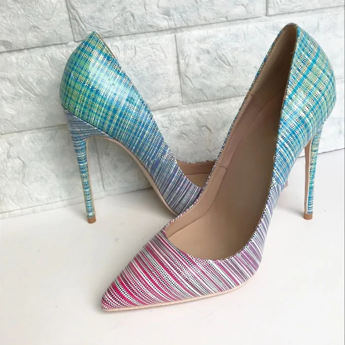 Colourful gradient heels with patent leather upper and pointed toe in pink blue colours