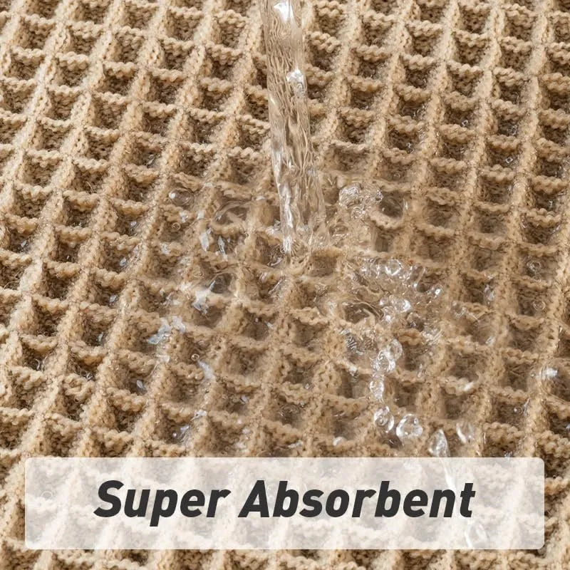 Checkered pattern non-slip bathroom floor carpet in a choice of colours and sizes.