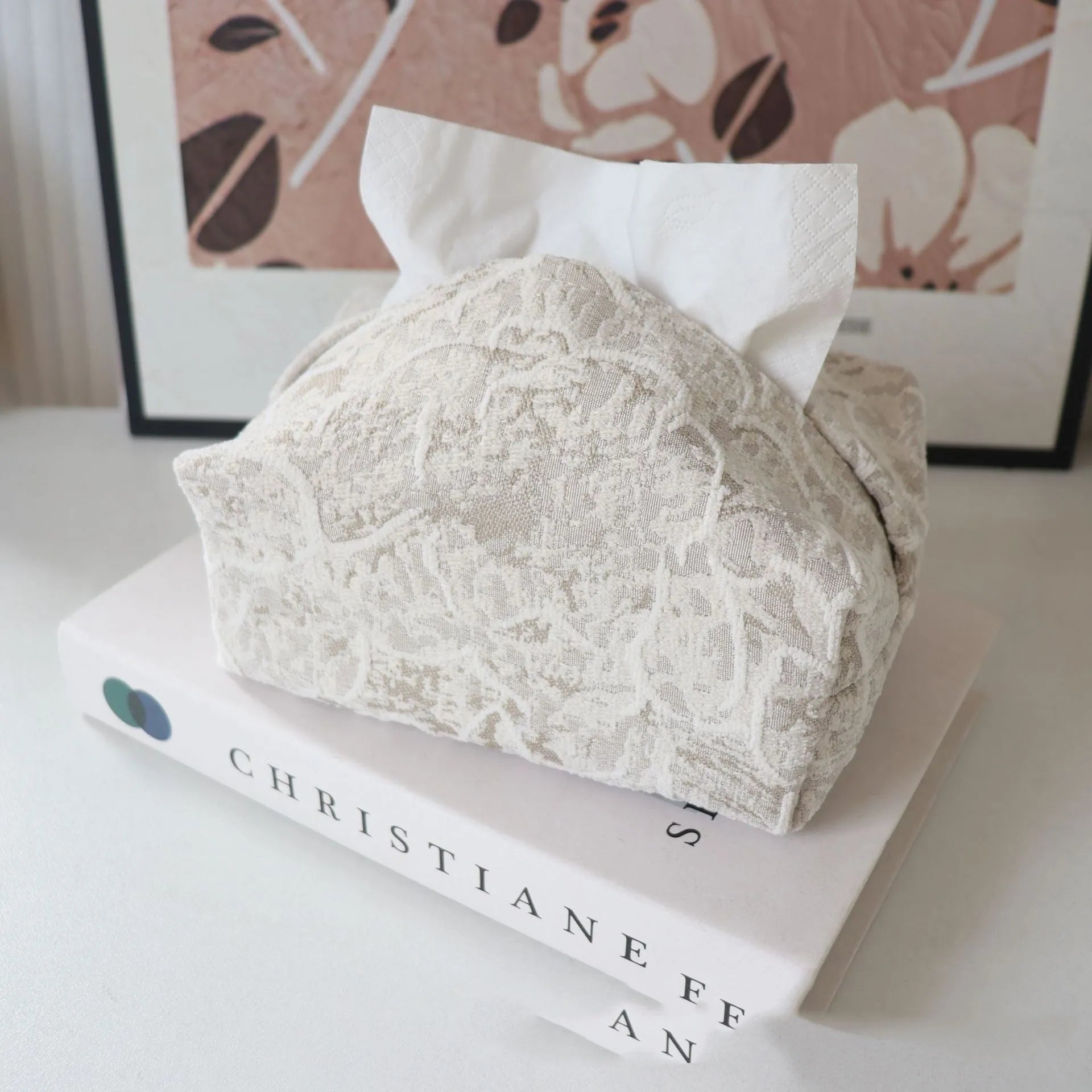 Cotton fabric tissue box with drawer in Chinese pastoral style, measuring 17x11x7cm
