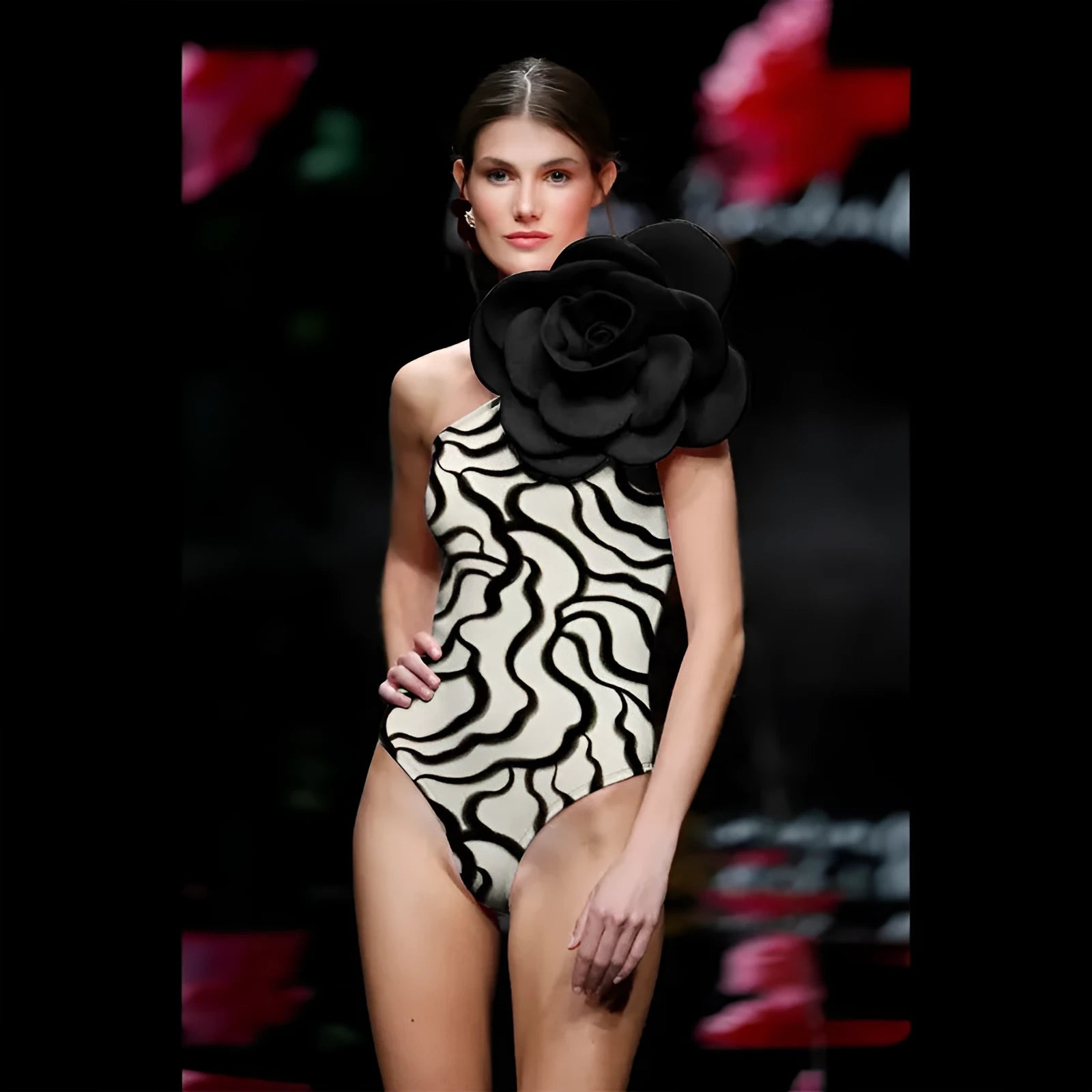 One-piece swimsuit with 3D flower detailing in nylon fabric for swimming