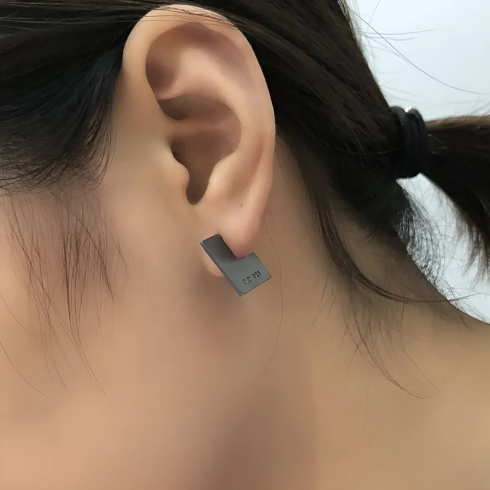 Oxidation black geometric square earrings made from 925 sterling silver with 16mm minimalist design